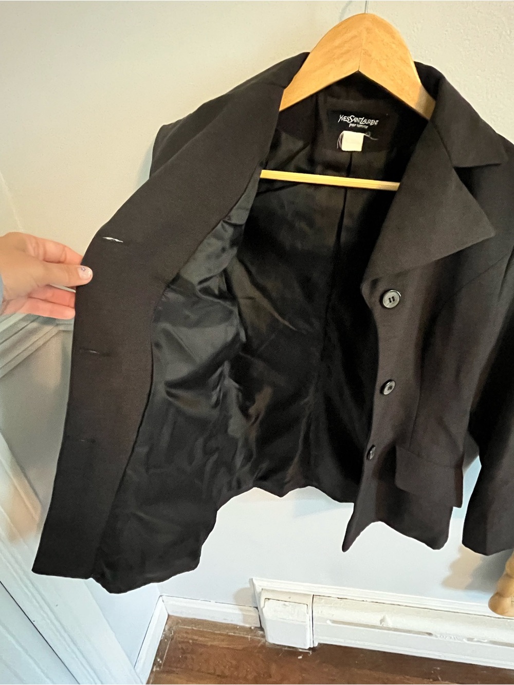 Yves Saint Laurent Black Women's Tailored Wool Jacket Blazer - Picture 4 of 7